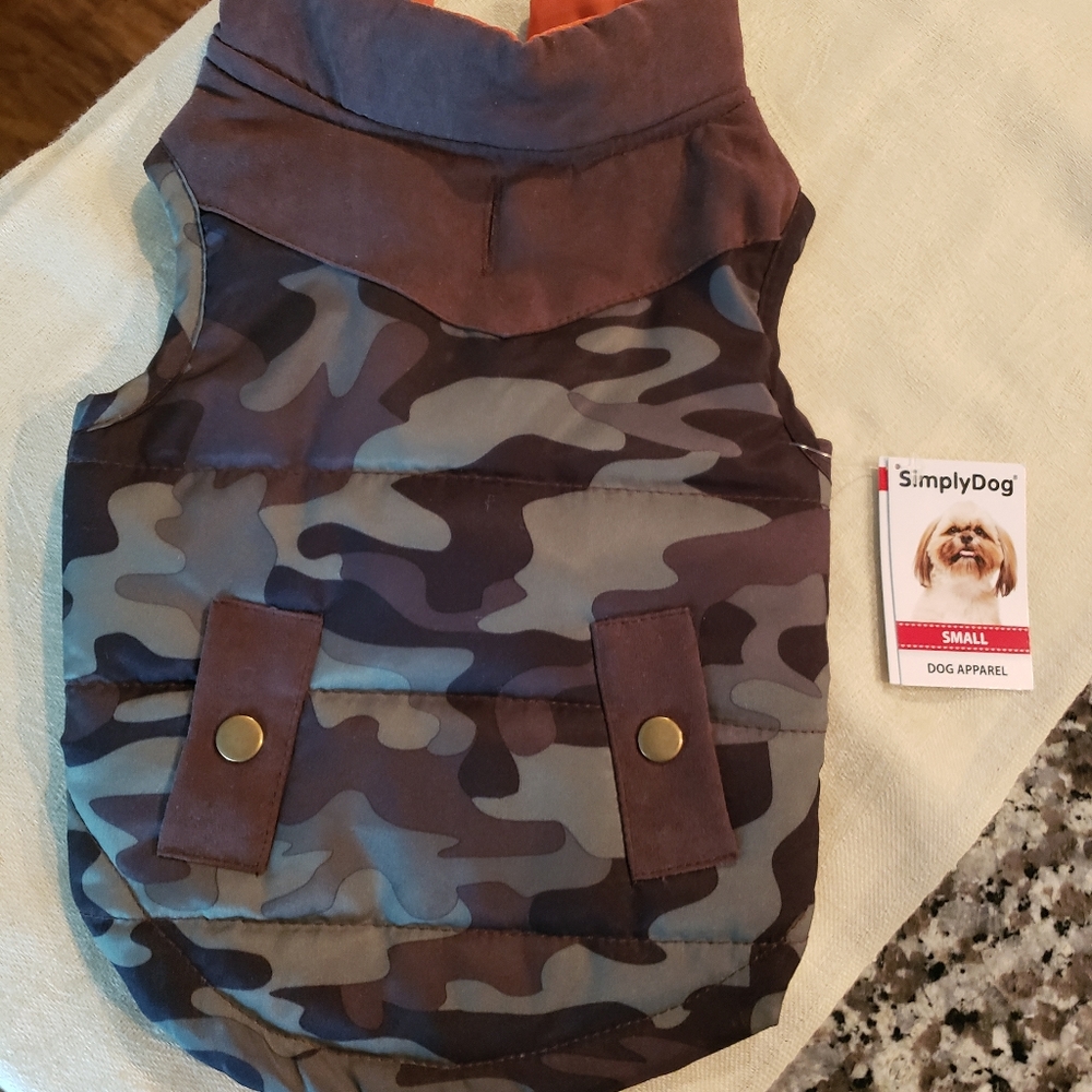NWT SimplyDog Camouflage Puffer Jacket